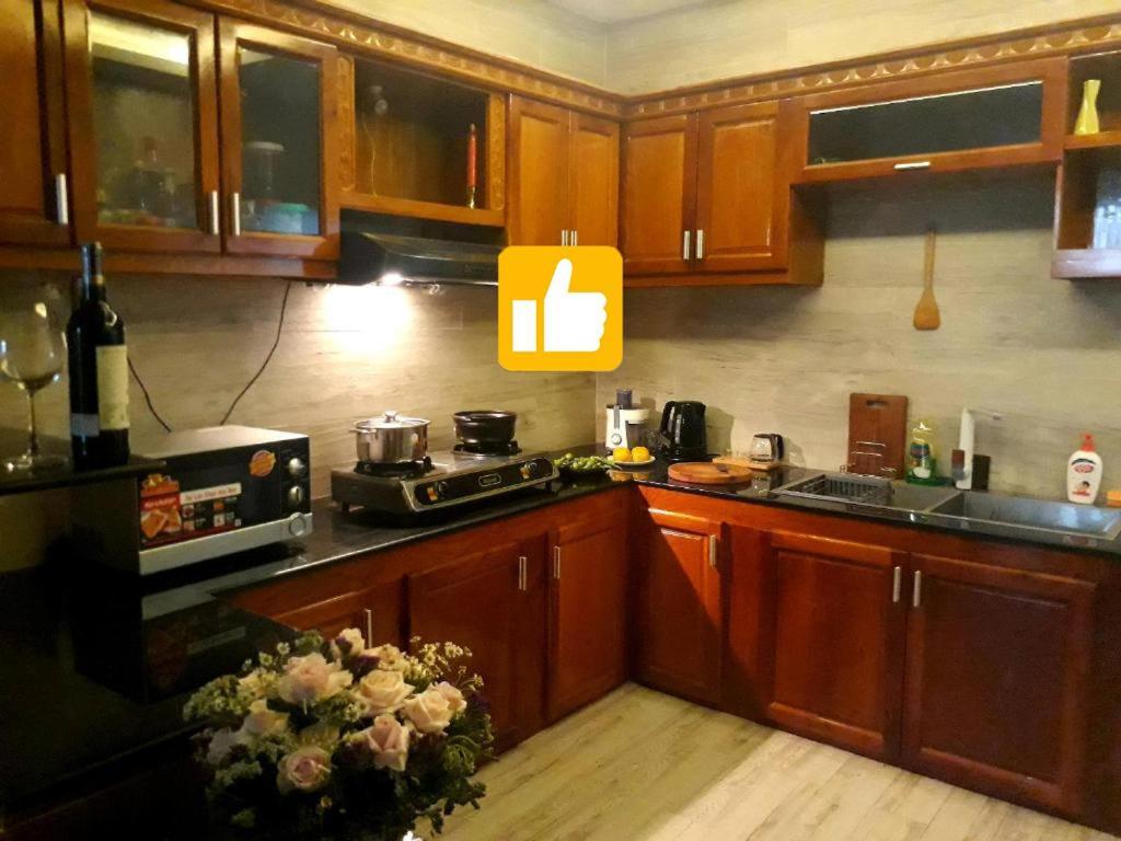 อโดรา เซ็นทรัล พาร์ค Hostel เกิ่นเทอ ภายนอก รูปภาพ