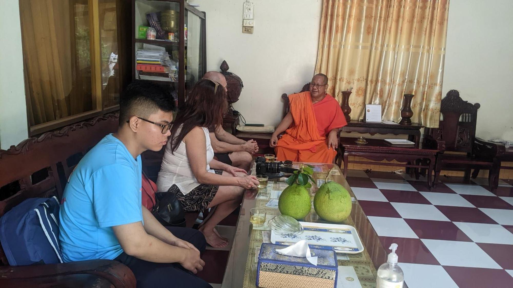 อโดรา เซ็นทรัล พาร์ค Hostel เกิ่นเทอ ภายนอก รูปภาพ