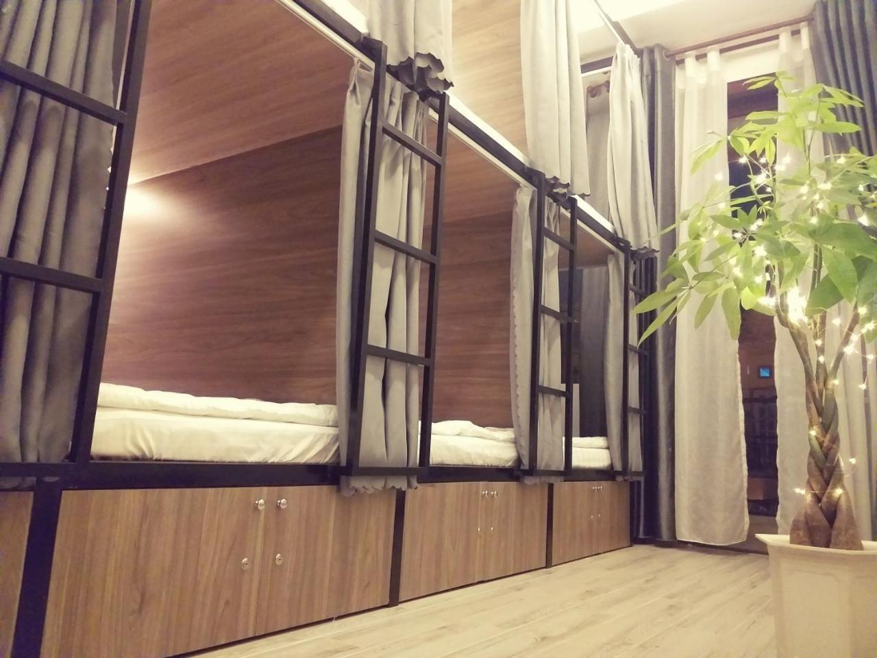 อโดรา เซ็นทรัล พาร์ค Hostel เกิ่นเทอ ภายนอก รูปภาพ
